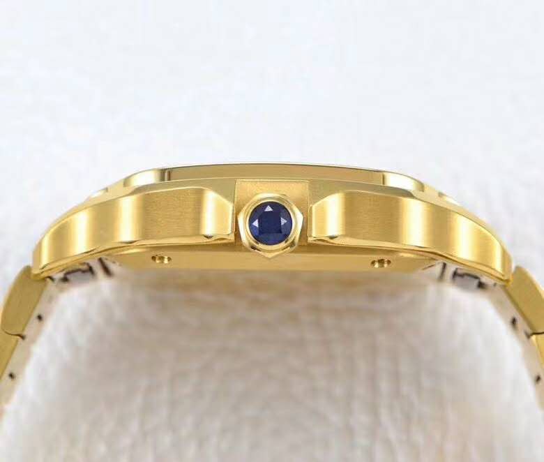 Santos de Ca*t1er White Dial with D1am0nd Bezel in Yellow Gold