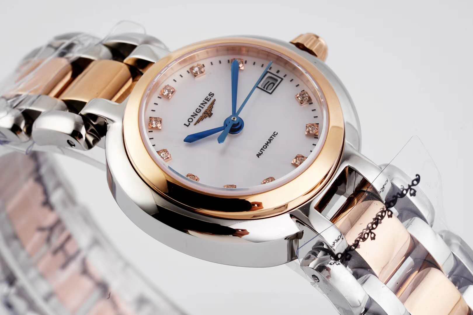 Primaluna MOP White Dial with D1am0nd Markers in Rose Gold