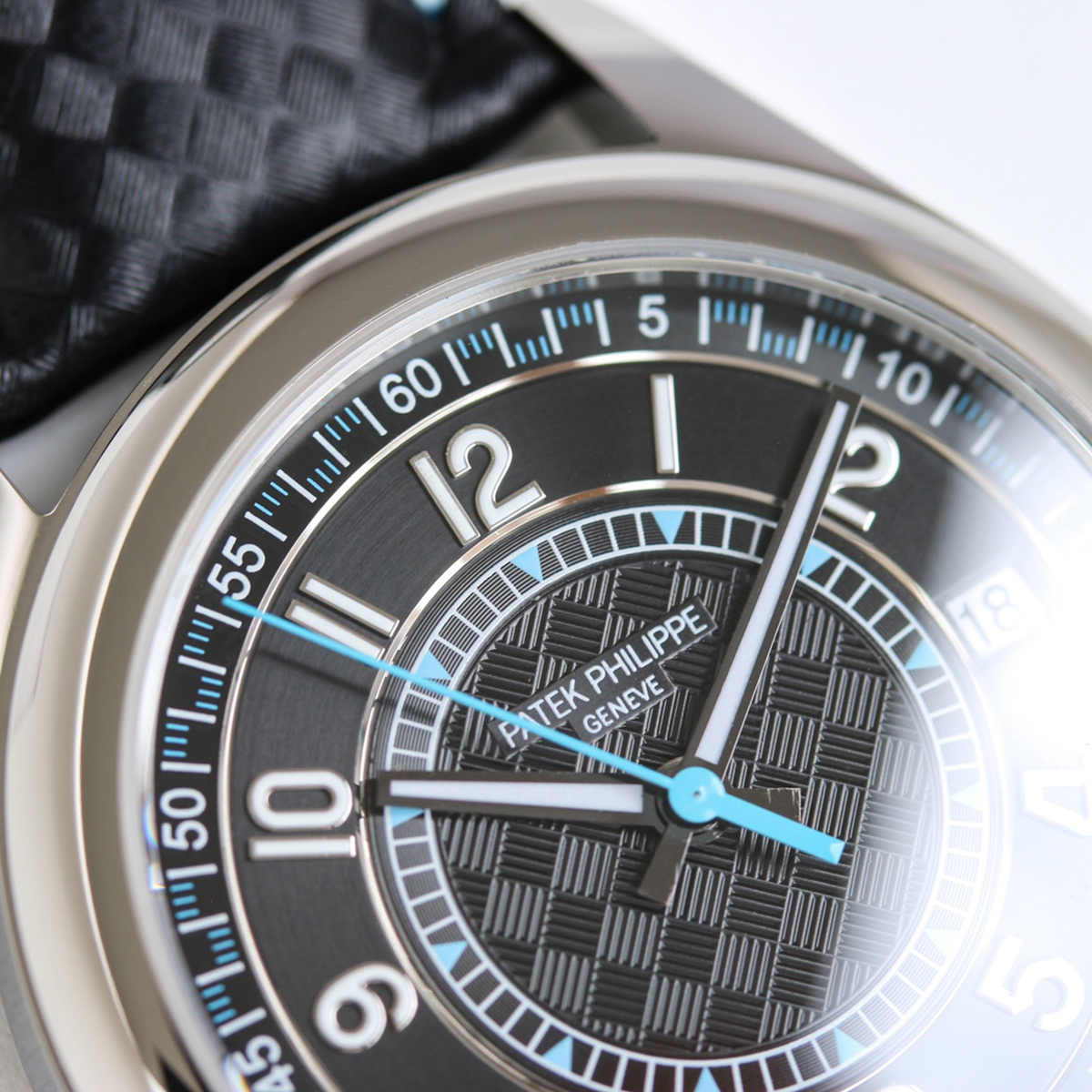 Calatrava 6007G-001 Sky Blue Black Dial in White Gold